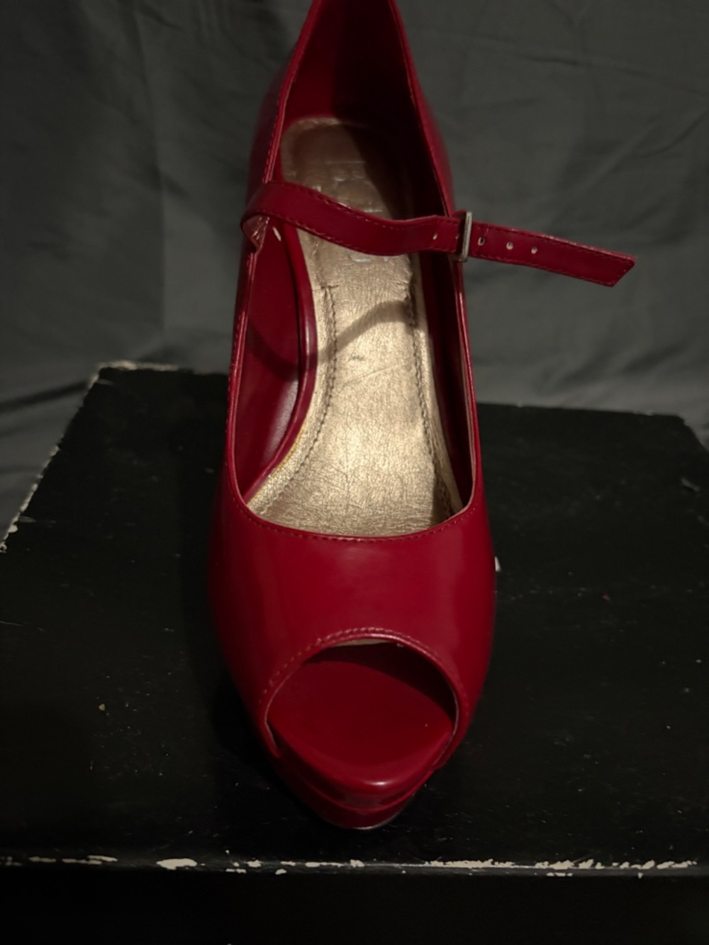 Red Pumps - Picture 12 of 16